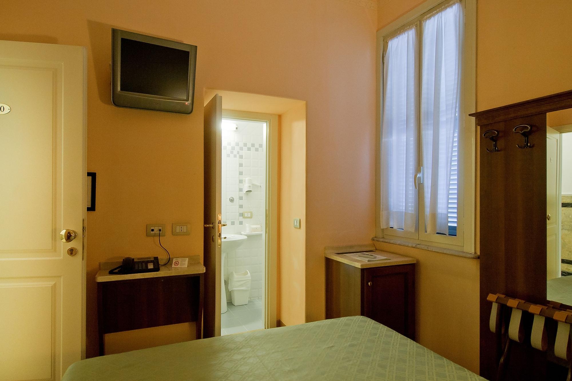 Palazzo Venere Hotel Рим Екстериор снимка