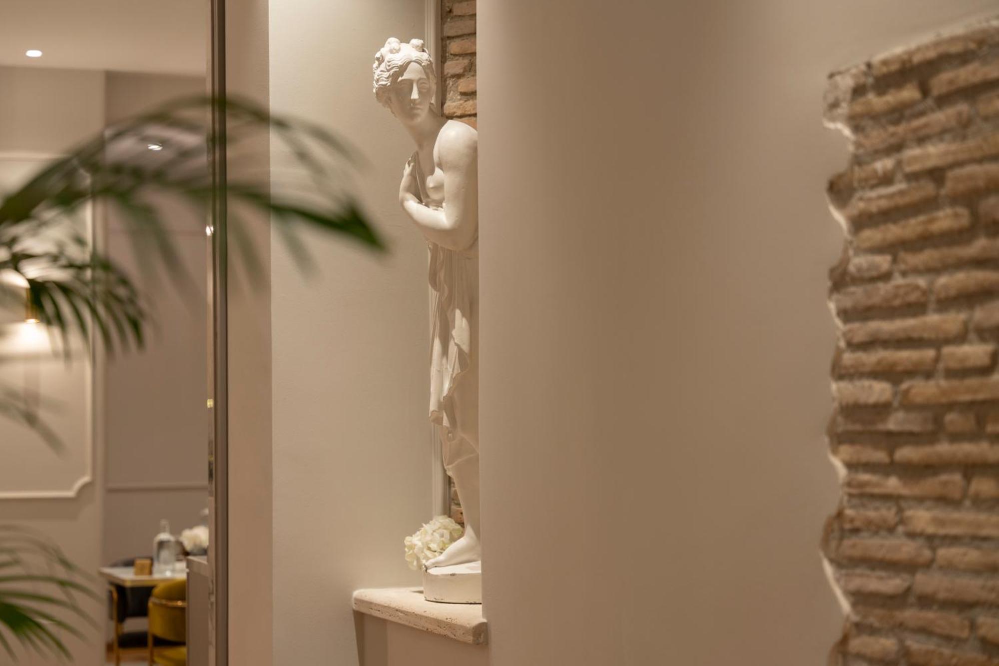 Palazzo Venere Hotel Рим Екстериор снимка