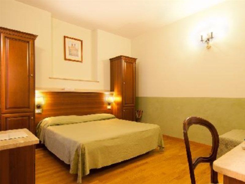 Palazzo Venere Hotel Рим Екстериор снимка