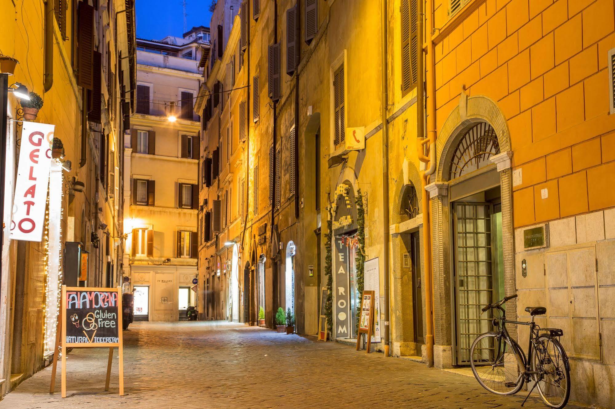 Palazzo Venere Hotel Рим Екстериор снимка